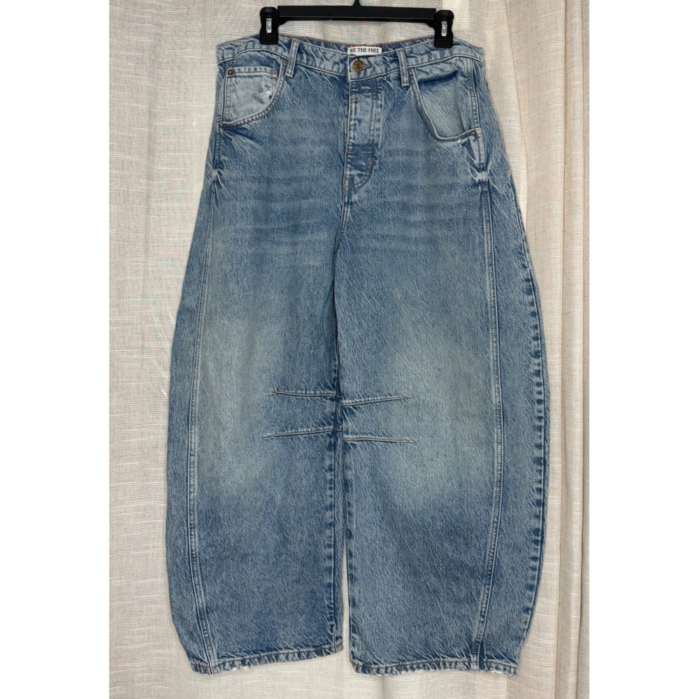 We The Free Lucky You Barrel Jeans Mid Rise Light Wash Blue Cotton Women's 31